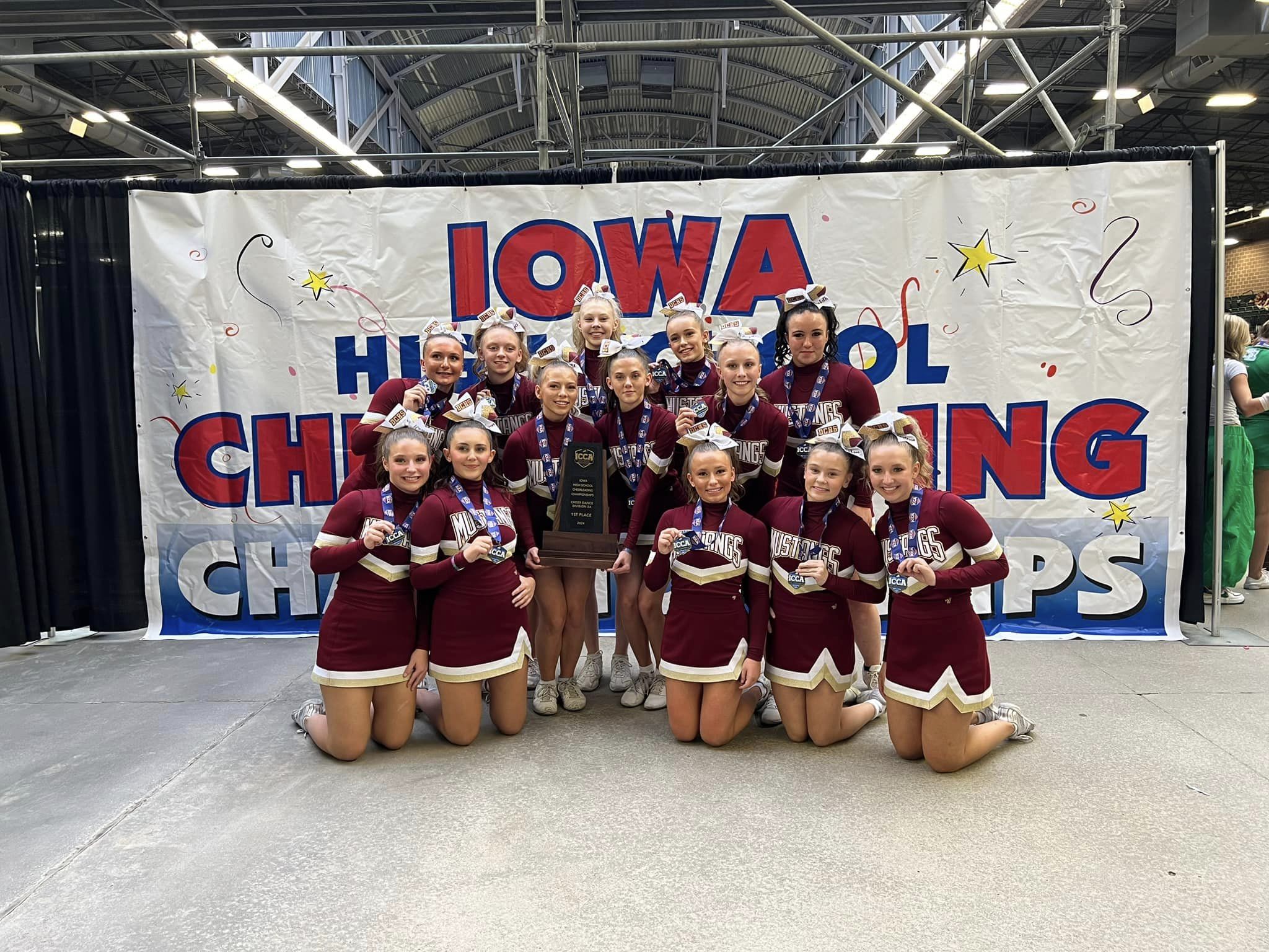 97.7 KOTMFM Team of the Week Davis County Cheer Ottumwa Radio