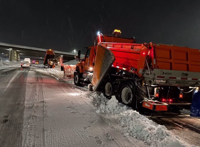 DOT-snow-plows-DOT-photo-980x721
