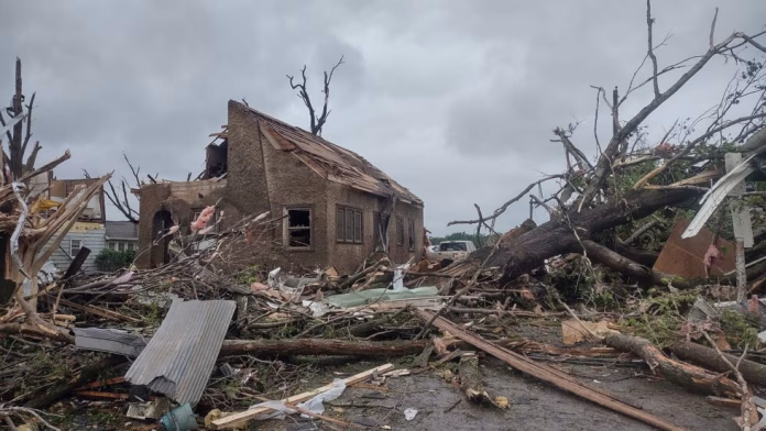 The-remains-of-a-home-in-Greenfield.-Photo-by-Melissa-Ehrman-Johnson-of-Atlantic-980x552