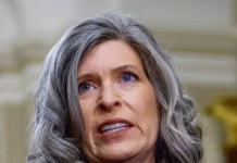 Sen. Ernst says video shows ICE agent’s actions were justified