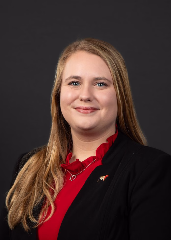 RepDevonWood2025OfficialPhoto-980x1372