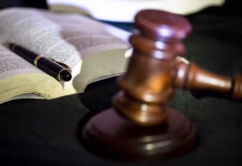 Federal judge criticizes ICE for illegally keeping man in Iowa jail