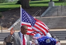Andrews, Iowa GOP candidate for governor, calls for ending early voting
