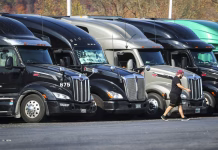 Trump looks to veterans to fill trucking jobs after booting immigrants from industry