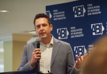 Zach Lahn calls for state regulation of data centers, surveillance cameras