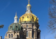 Employee salaries rose for governor’s and secretary of state’s offices
