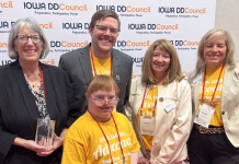 Iowa Developmental Disabilities Council presents award to Iowa Capital Dispatch