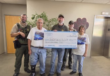 Iowa-Missouri Ford Club donate $750 to Shop With a Cop